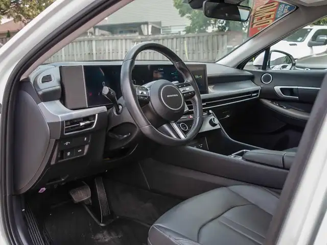 2025 Hyundai Sonata Preferred-Trend Heated & Ventilated Front...5461421020060262412