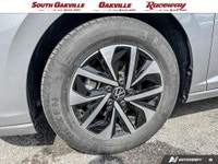 Cloth, 4 Speakers, Air Conditioning, Alloy wheels, Exterior Parking Camera Rear, Fully automatic hea... (image 5)