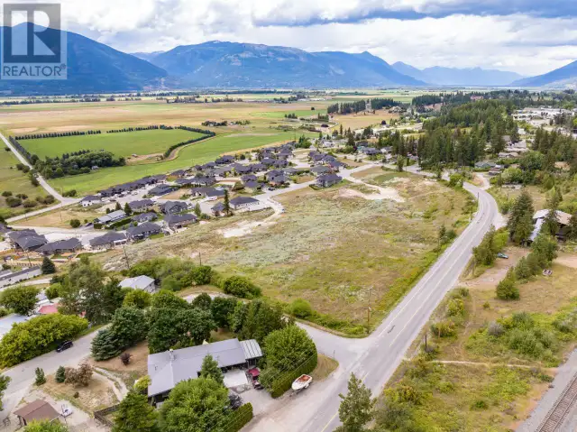 712 VALLEYVIEW Drive Creston, British Columbia in Land for Sale in Nelson - Image 8