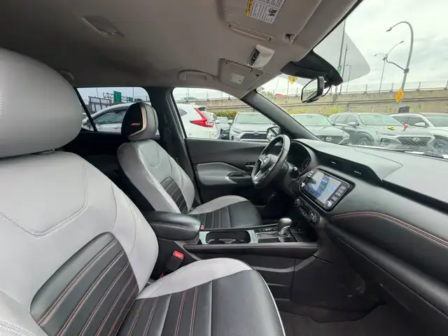 2022 Nissan Kicks SR5828385911511654415
