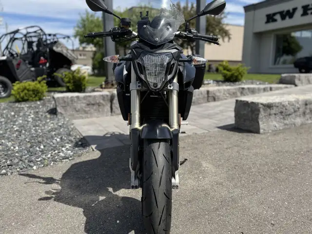 2015 BMW F800R in Sport Bikes in Kitchener / Waterloo - Image 10