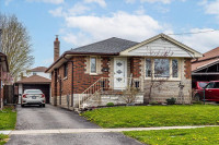 Large Bungalow in Wonderful Area! $599,900