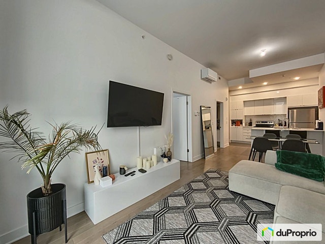 $428,000 - Condominium in Côte-des-Neiges / Notre-Dame-de-Grâce — photo 1