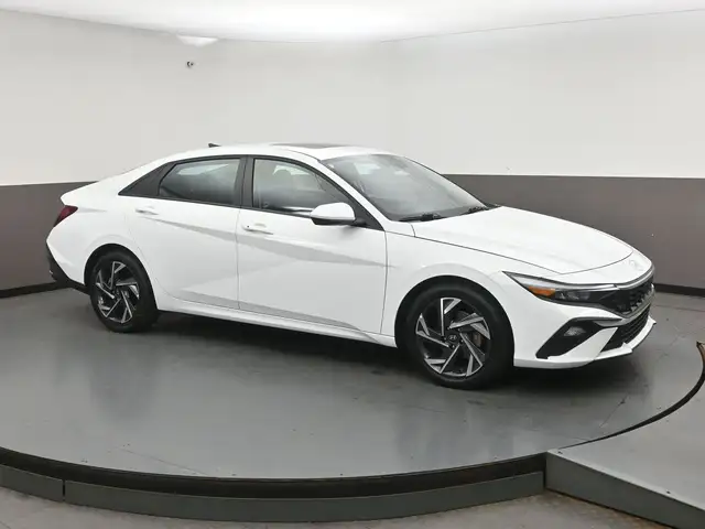 2025 Hyundai Elantra PREFERRED WIRELESS APPLE CARPLAY | REMOTE S