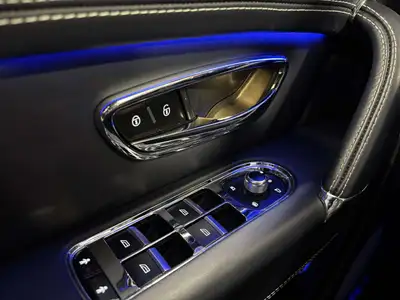 2019 Bentley Bentayga V8 AWD | NO LUX TAX | NIGHT VISION | HEADS, View more