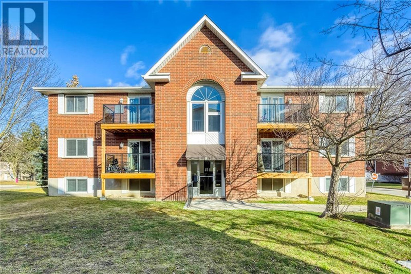 565 GREENFIELD Avenue Unit 902 Kitchener, Ontario Condos for Sale