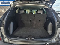 Look at this certified 2022 Ford Escape Titanium AWD | 2.0L | Leather | Nav | Adaptive Cruise | Heat... (image 9)