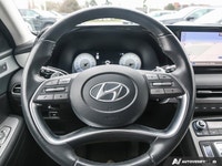 ABYSS BLACK,BLACK LEATHERETTE SEATING SURFACES,STANDARD PAINT,All Wheel Drive,MP3 Capability,Auxilia... (image 9)