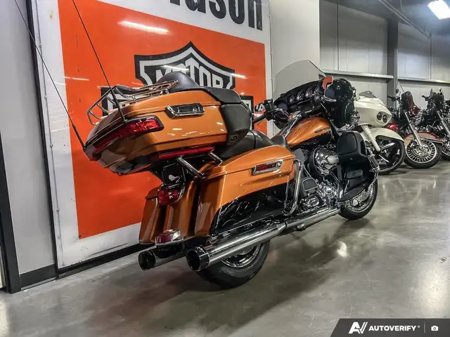2014 Harley-Davidson FLHTK - Electra Glide(R) Ultra Limited in Sport Touring in Calgary - Image 8