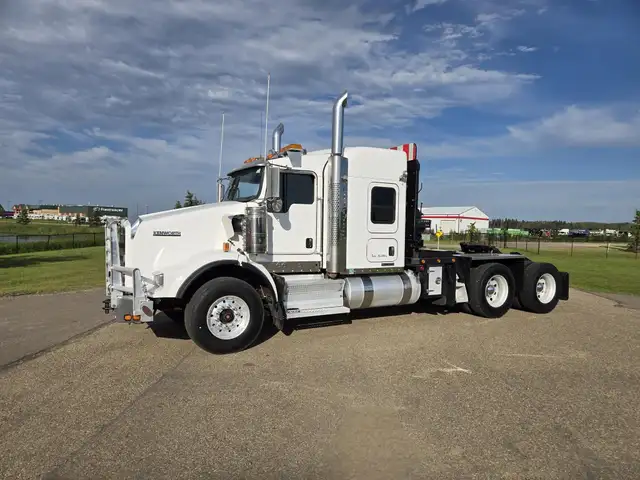 2014 KENWORTH T800 in Heavy Trucks in Saskatoon - Image 5