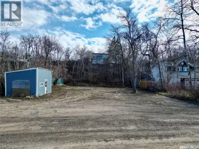 Build your dream home on this exceptionally large and flat lot in the heart of Regina Beach! This pr...