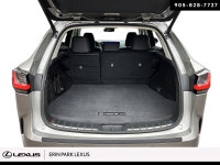 LUXURY ... Engine: LIGHT/MEDIUM DUTY L/100Km City: 5.7 L/100Km Hwy: 6.4 Safety Equipment Electronic... (image 5)