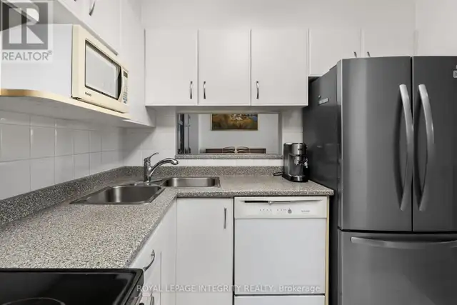 237 CUMBERLAND STREET Ottawa, Ontario in Condos for Sale in Ottawa - Image 16