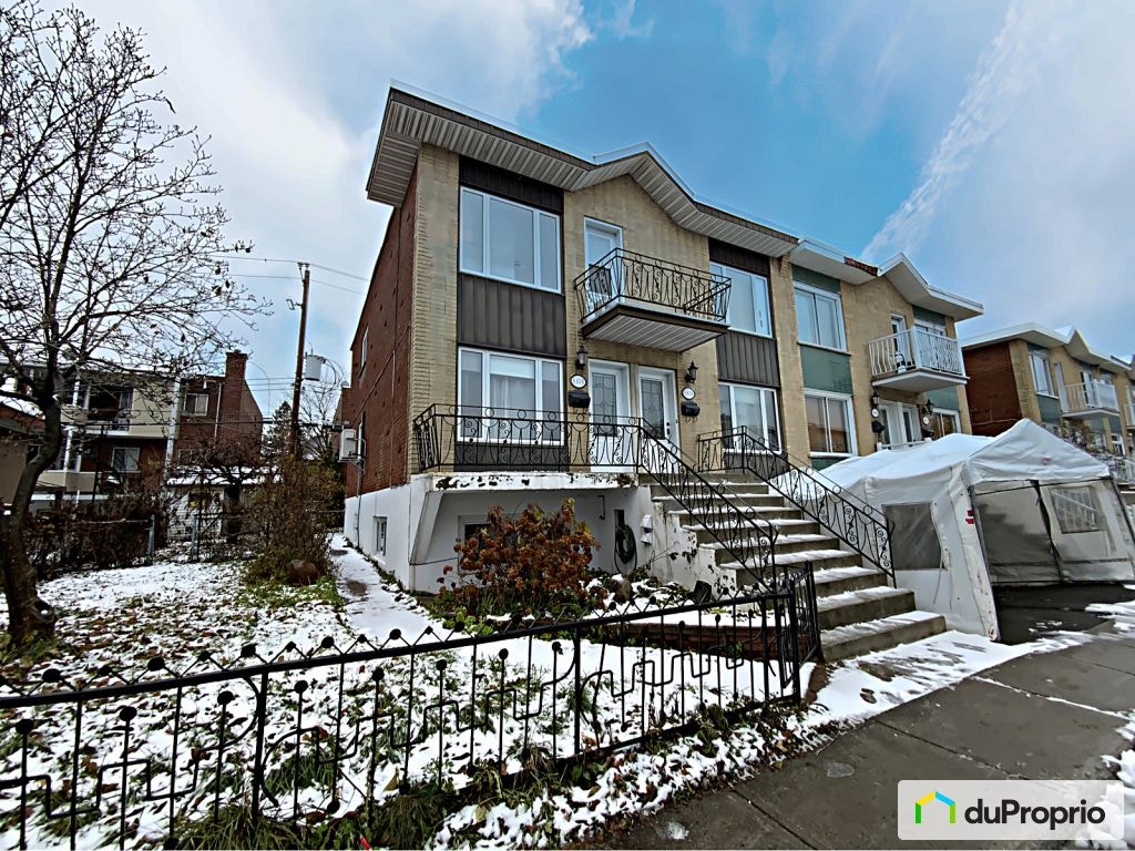 $889,000 - Triplex for sale in Anjou — photo 1