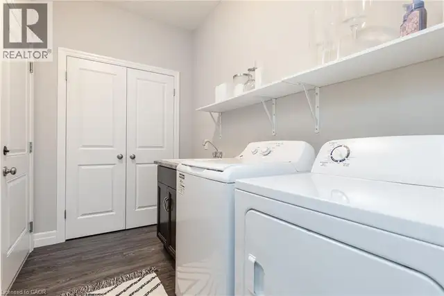 51 CRAB APPLE Court Wellesley, Ontario in Houses for Sale in Kitchener / Waterloo - Image 36