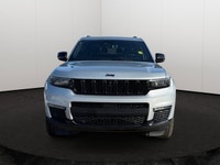7 Seats | Sunroof | Heated Seats | Remote Start | Navigation | 4 Wheel Drive Experience the perfect... (image 6)