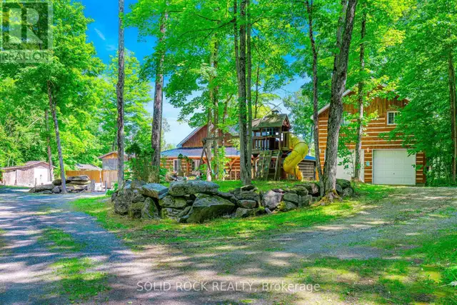 261 LACOURSE LANE Lanark Highlands, Ontario in Houses for Sale in Ottawa - Image 6