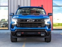 Carget Supercentre is proud to present this 2022 Chevrolet Silverado 1500 Trailboss! EXTERIOR: GLACI... (image 1)