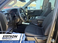 WAS: $52704 NOW: $50704 plus taxes and licensing fees2024 GMC Sierra 1500 Pro 4WD | 5.3L V8 | Graphi... (image 9)
