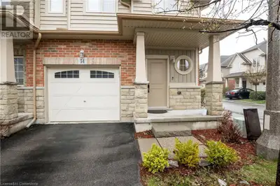 Welcome to Your Ideal Corner Townhouse Retreat! Discover this beautifully maintained and spacious co...