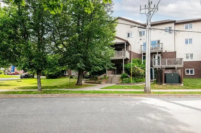 26-067 Lovely 2-level condo in Sherwood Heights in Long Term Rentals in City of Halifax - Image 18