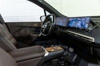 Français * Groupe Premium * Groupe Sport * Ceinture de sécurité BMW i Bleue * Accès Confort * Sièges... (image 7)