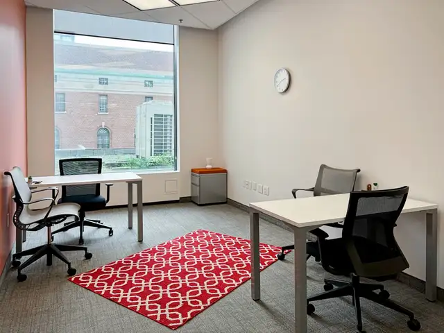Beautifully designed office space rental for 5 persons in Barrin in Commercial & Office Space for Rent in City of Halifax - Image 13
