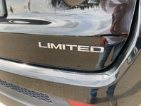 This Jeep Compass has a dependable Regular Unleaded I-4 2.4 L/144 engine powering this Automatic tra... (image 9)
