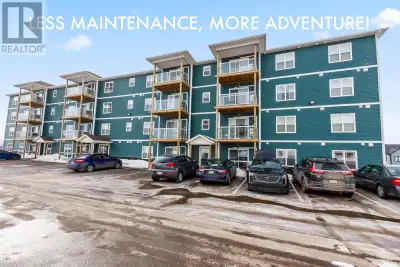 Less maintenance, more adventure! Trade your weekend chores for freedom with this modern, low-mainte...