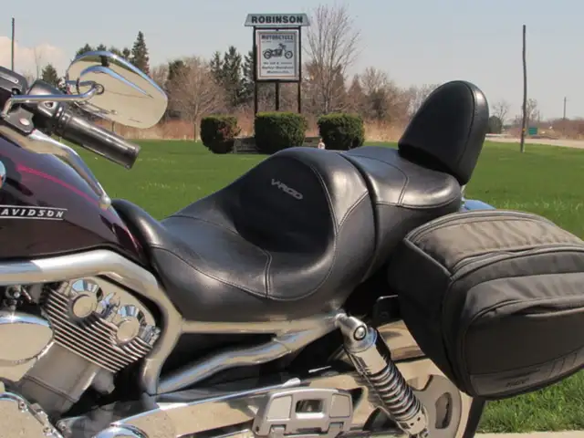 2006 Harley-Davidson VRSC A VRod in Street, Cruisers & Choppers in Leamington - Image 19