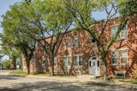 Amenities: Quiet Building • Affordable Parking • Heat & Water Included Suite & Building: Spacious ba... (image 5)