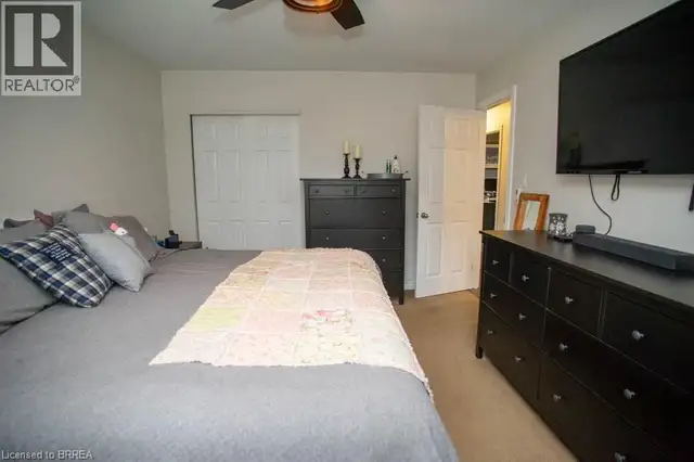 102 CENTURY HILL Drive Kitchener, Ontario in Houses for Sale in Kitchener / Waterloo - Image 14