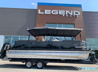 Check out our 2021 Legend V-Series Lounge Sport Pro powered by a Mercury 200L FourStroke 4.8" 1.85....