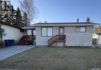 371 2nd STREET W Glaslyn, Saskatchewan Prince Albert Saskatchewan Preview