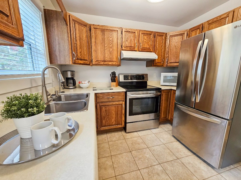Fully Furnished 4-Bedroom Home in Rockingham – All Utilities Inc 4