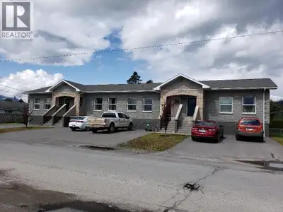 Centrally located 5 year old 4 plex within walking distance to shopping and downtown core. 2850 sq f...