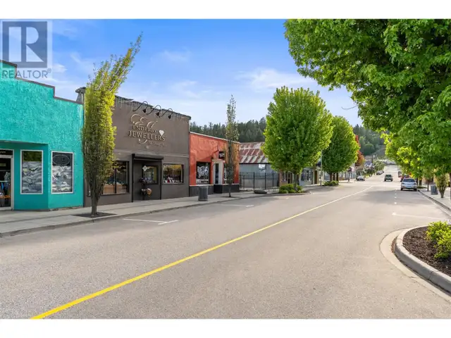 608 Cliff Avenue Enderby, British Columbia in Commercial & Office Space for Sale in Vernon - Image 4