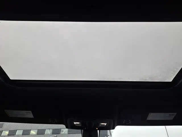 2021 Chevrolet Silverado 1500 High Country | Leather | Nav in Cars & Trucks in Guelph - Image 28