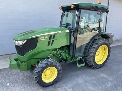 2017 John Deere 5090GV Narrow Orchard Tractor. 2055 hours. Cab w/ heat, AC, Radio, Air Suspension Se...