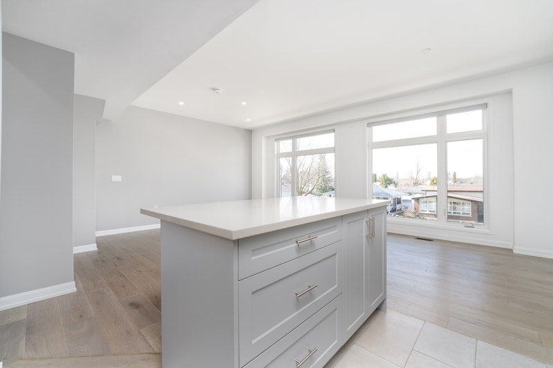 2 Large Bedrooms 2 Large Bathrooms Townhouse Built in 2020 Long Term