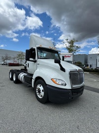 Ryder Stock ID: 239942 Transmission Type/Speed: AMT 13 Engine: DIESEL X15 GHG'17 450/1800 Horse Powe... (image 4)