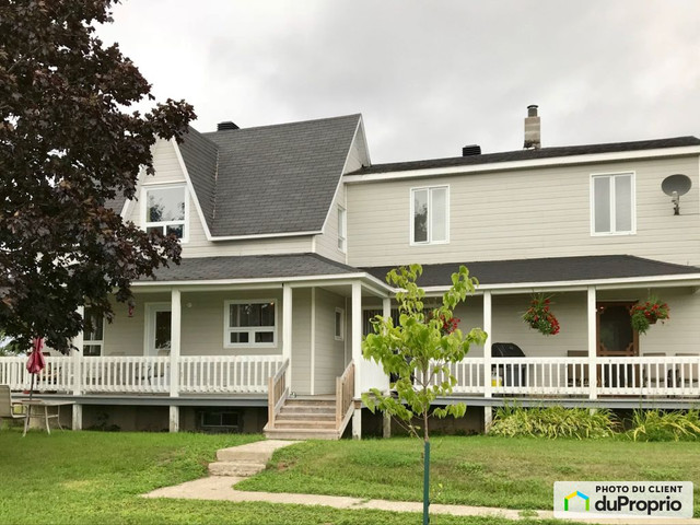 298 000$ - Triplex à vendre à New Richmond dans Maisons à vendre  à Gaspésie