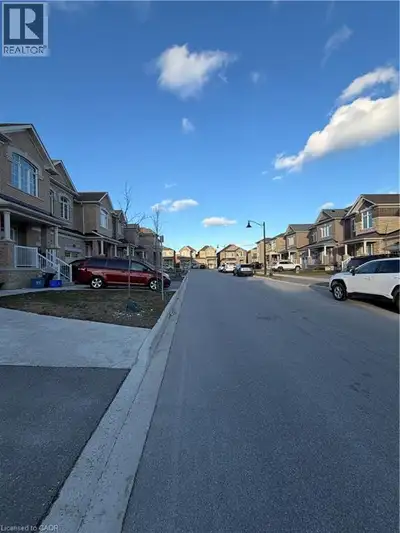 Newly finished Waterdown Basement. 2 bed 1 bath. Separate Entrance. 30% utilities (roughly $100/mont...