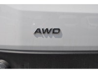 All WHEEL DRIVE. FULLY LOADED, STUNNING VAN. FACTORY SPECS: 12V FRONT POWER OUTLET(S) 250 AMPS ALTER... (image 3)