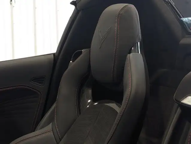 2025 Chevrolet Corvette E-Ray 3LZ- 6.2L V8 - 2.5 Sec 0-60 in Cars & Trucks in Barrie - Image 25