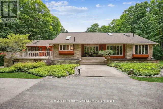 5590 STEELES AVENUE W Milton, Ontario in Houses for Sale in Oakville / Halton Region - Image 3