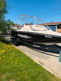 BATEAU DE WAKE MOOMBA MOBIUS LSV 2006