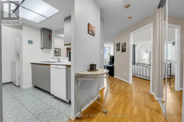 714 - 1001 CEDARGLEN GATE Mississauga (Erindale), Ontario in Condos for Sale in Mississauga / Peel Region - Image 8