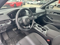 Designed for drivers who appreciate intelligent design and exceptional efficiency, the 2025 Honda Ci... (image 8)