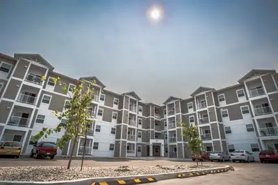 Rochdale Crossing has a variety of 1 bedroom, 1 bedroom plus den and 2 bedroom apartments for rent w...